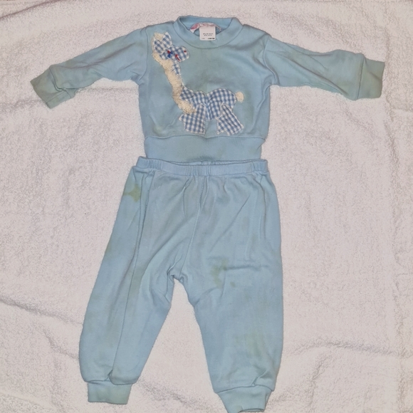 5/$20 Baby Boy's 2 piece sweat suit/jumpsuit - Picture 1 of 3